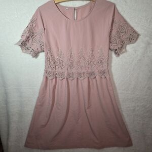 Classic Pink Embroidered Lace Detail Short Sleeve Dress Scoop Neck Size Small